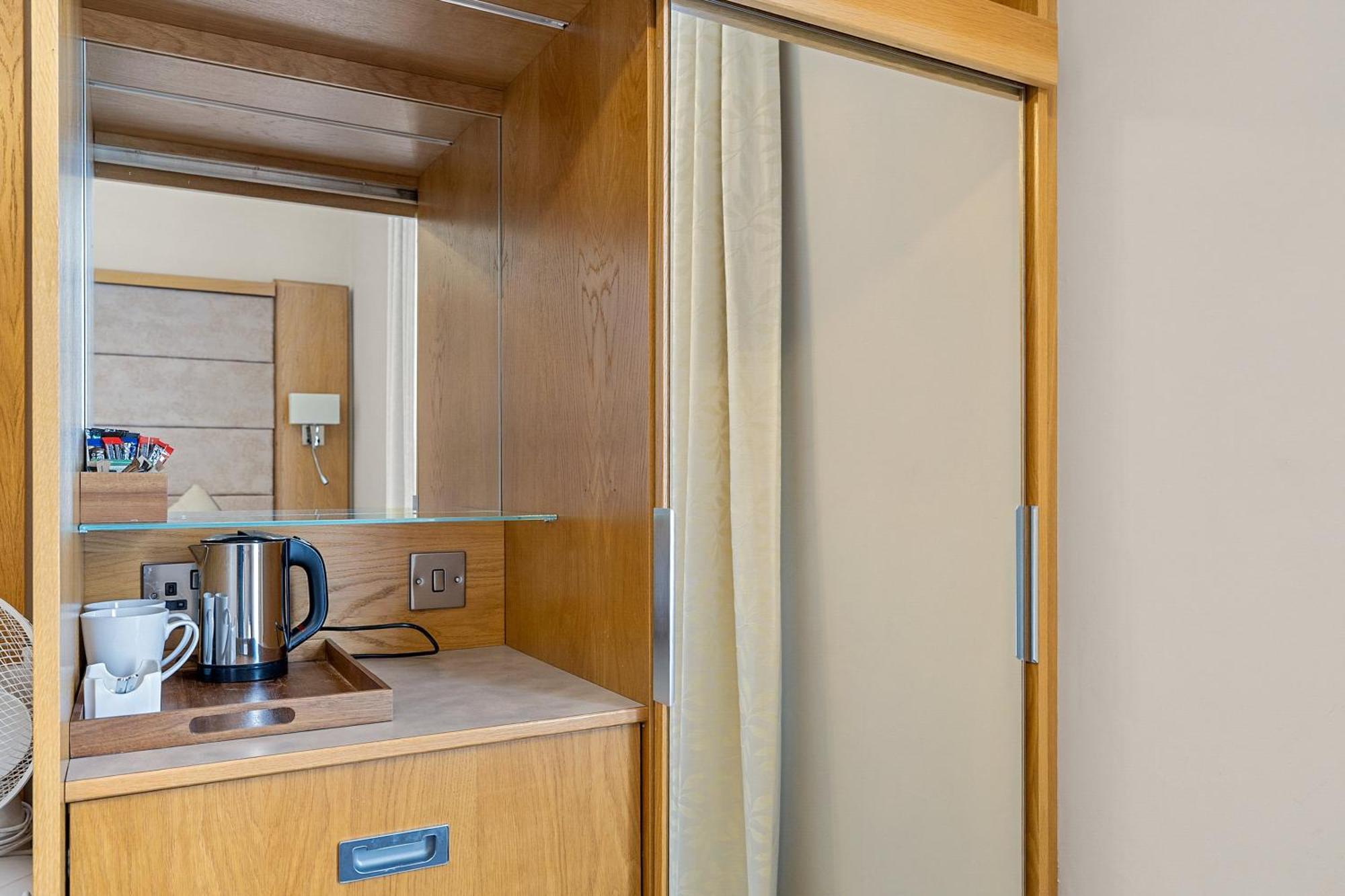 Invicta Hotel Plymouth Bilik gambar